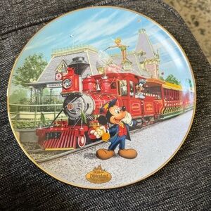 40th Anniversary Disneyland Collector's Plate with Mickey Mouse